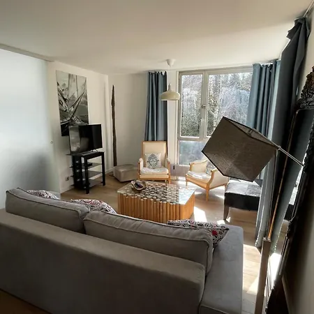 Daisy Furnished Flat Apartment